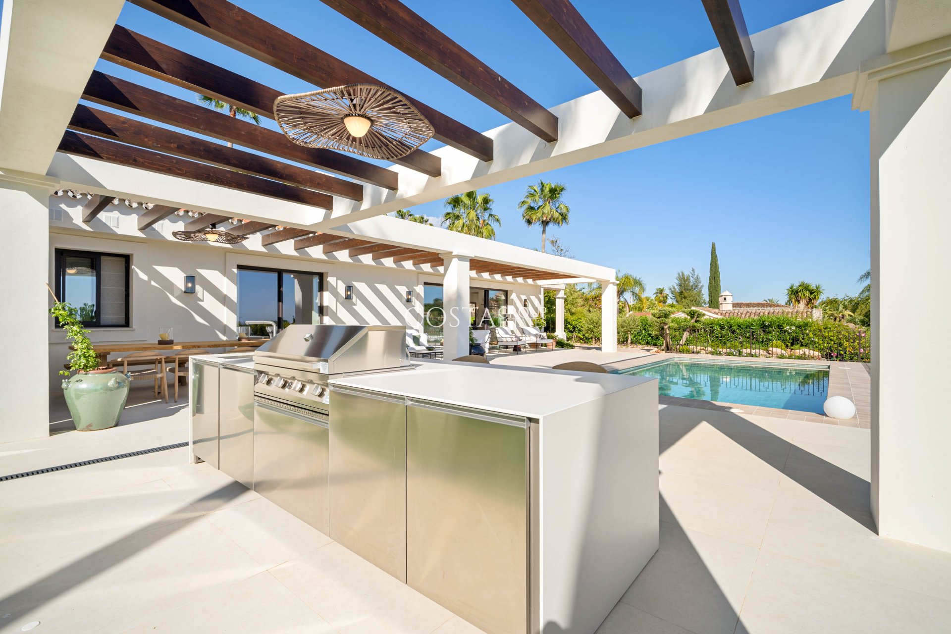 Neue Gebäude - Villa -
Marbella