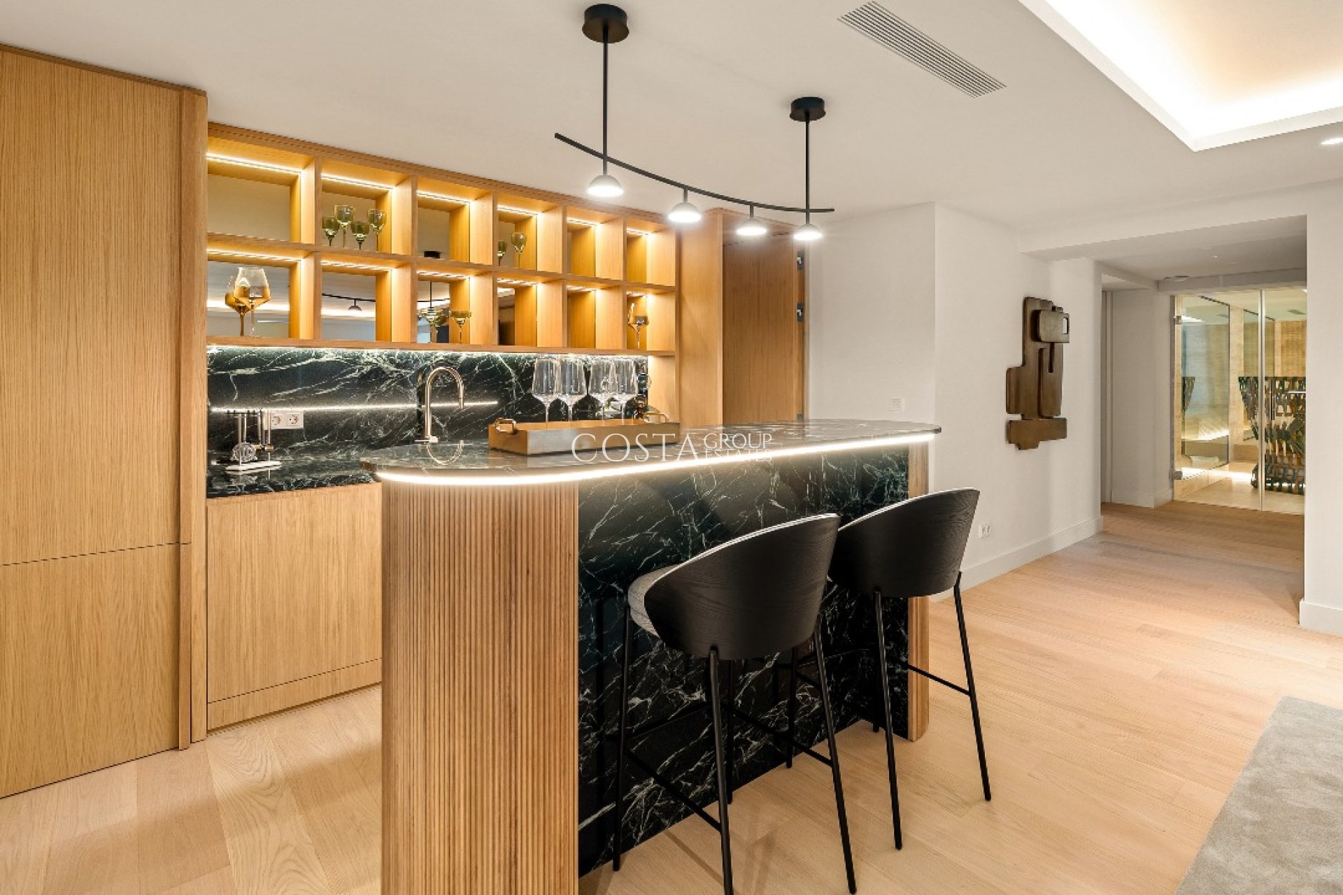 Neue Gebäude - Villa -
Marbella