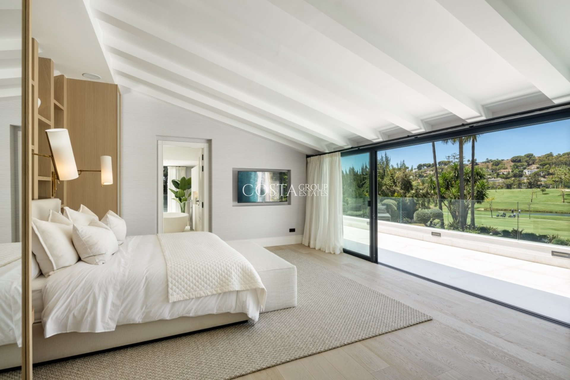 Neue Gebäude - Villa -
Marbella