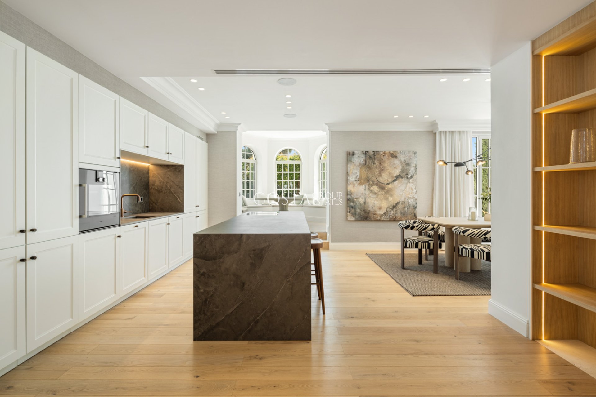 Neue Gebäude - Villa -
Marbella