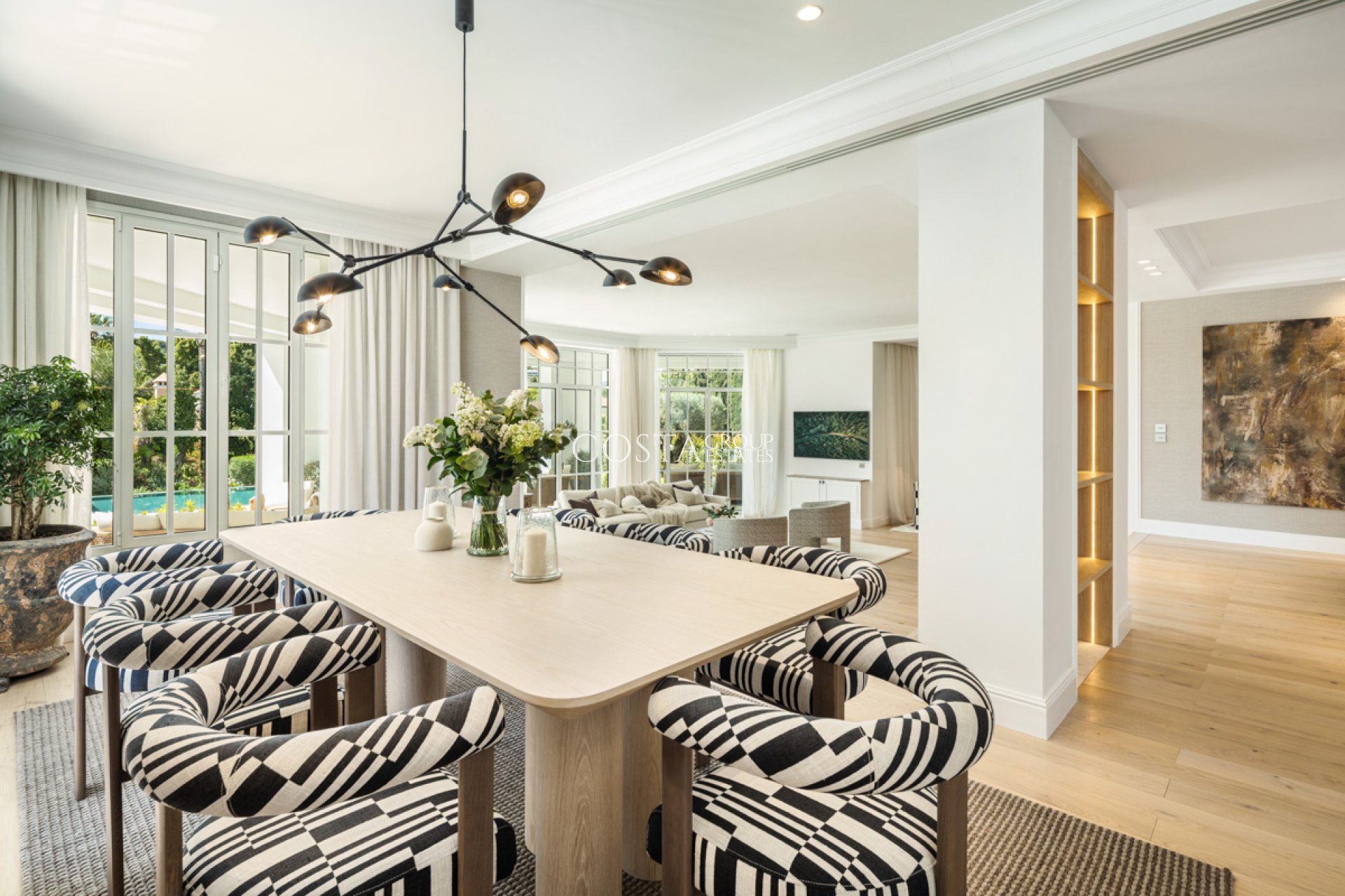 Neue Gebäude - Villa -
Marbella