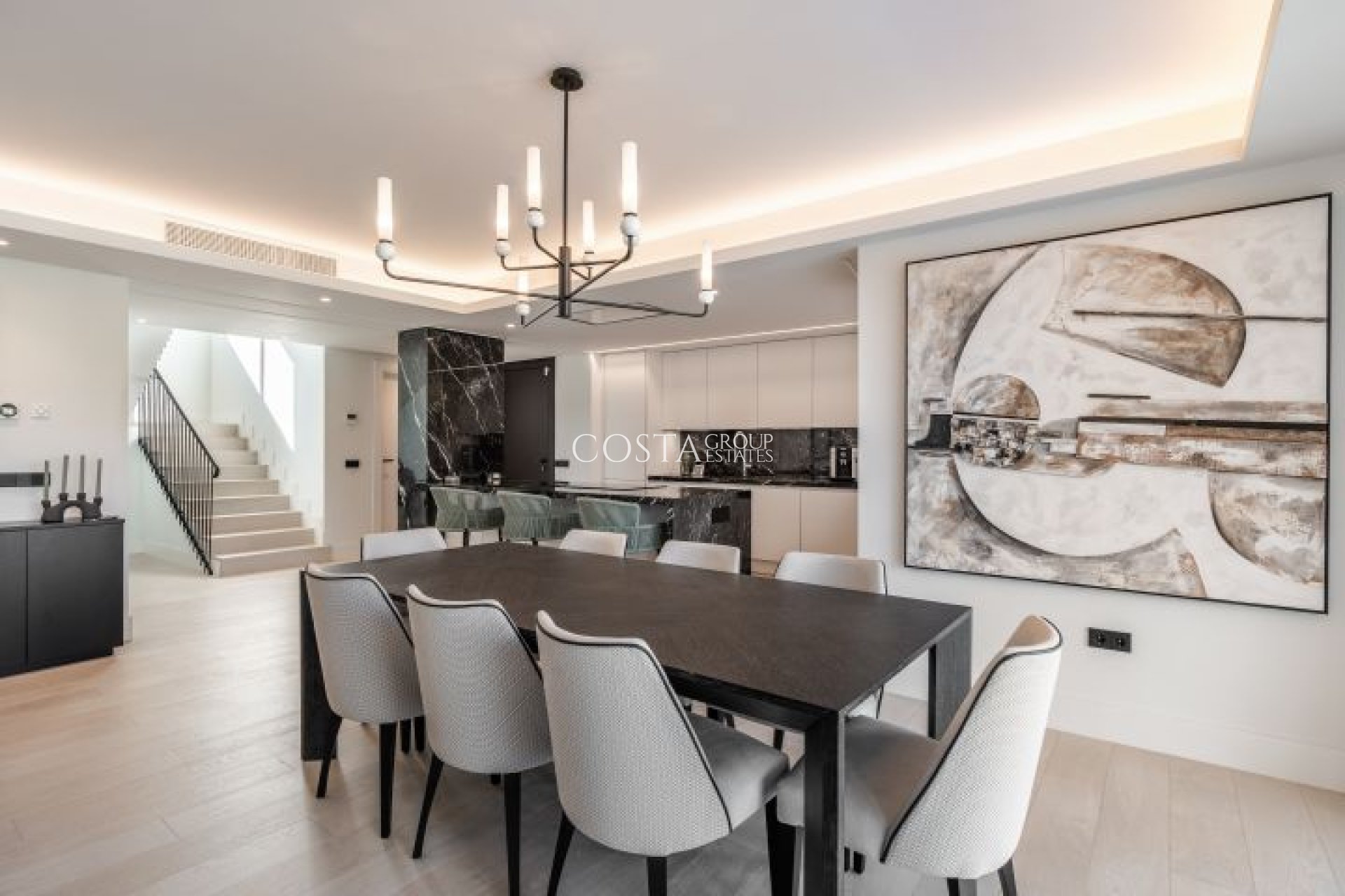 Neue Gebäude - Villa -
Marbella