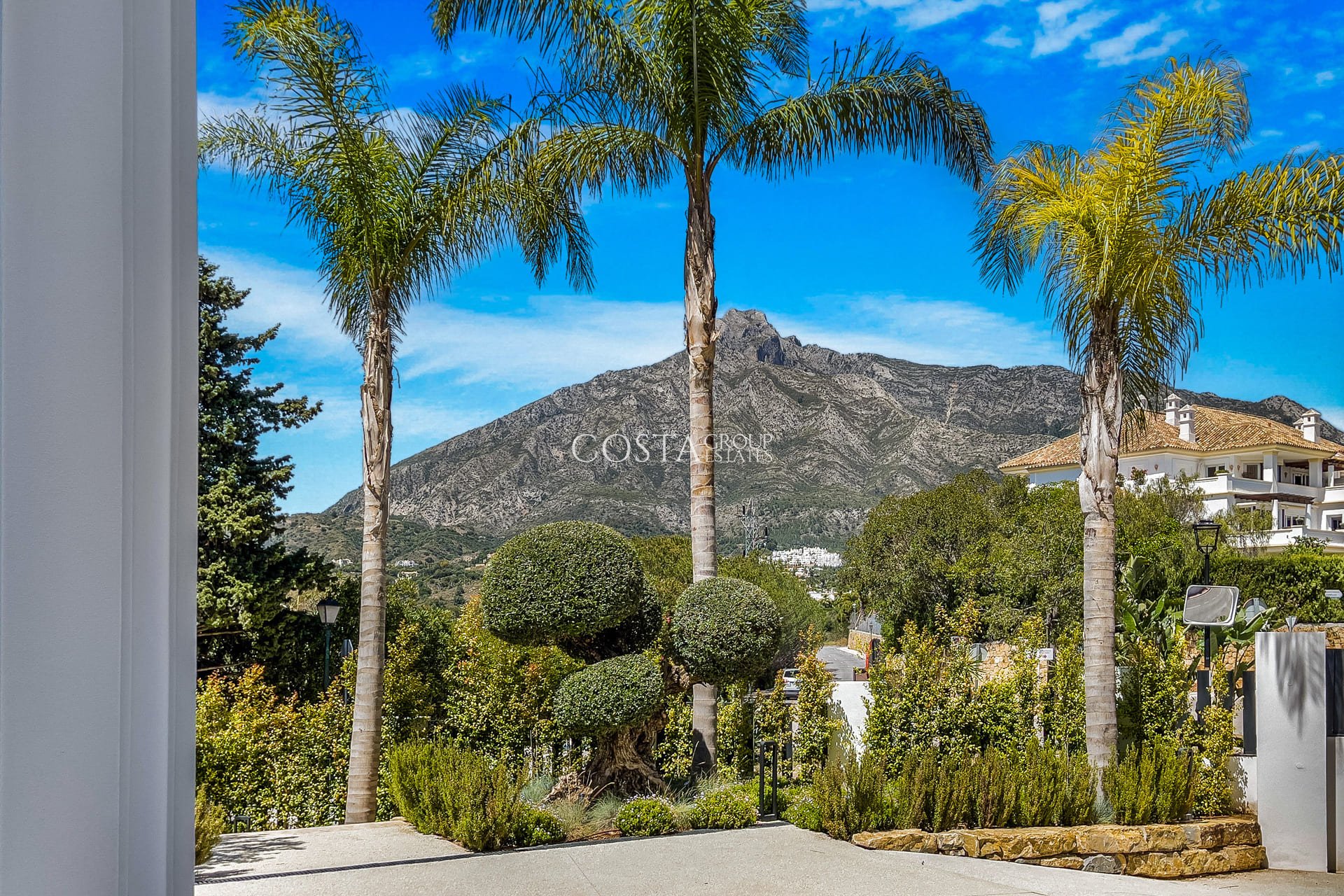 Neue Gebäude - Villa -
Marbella