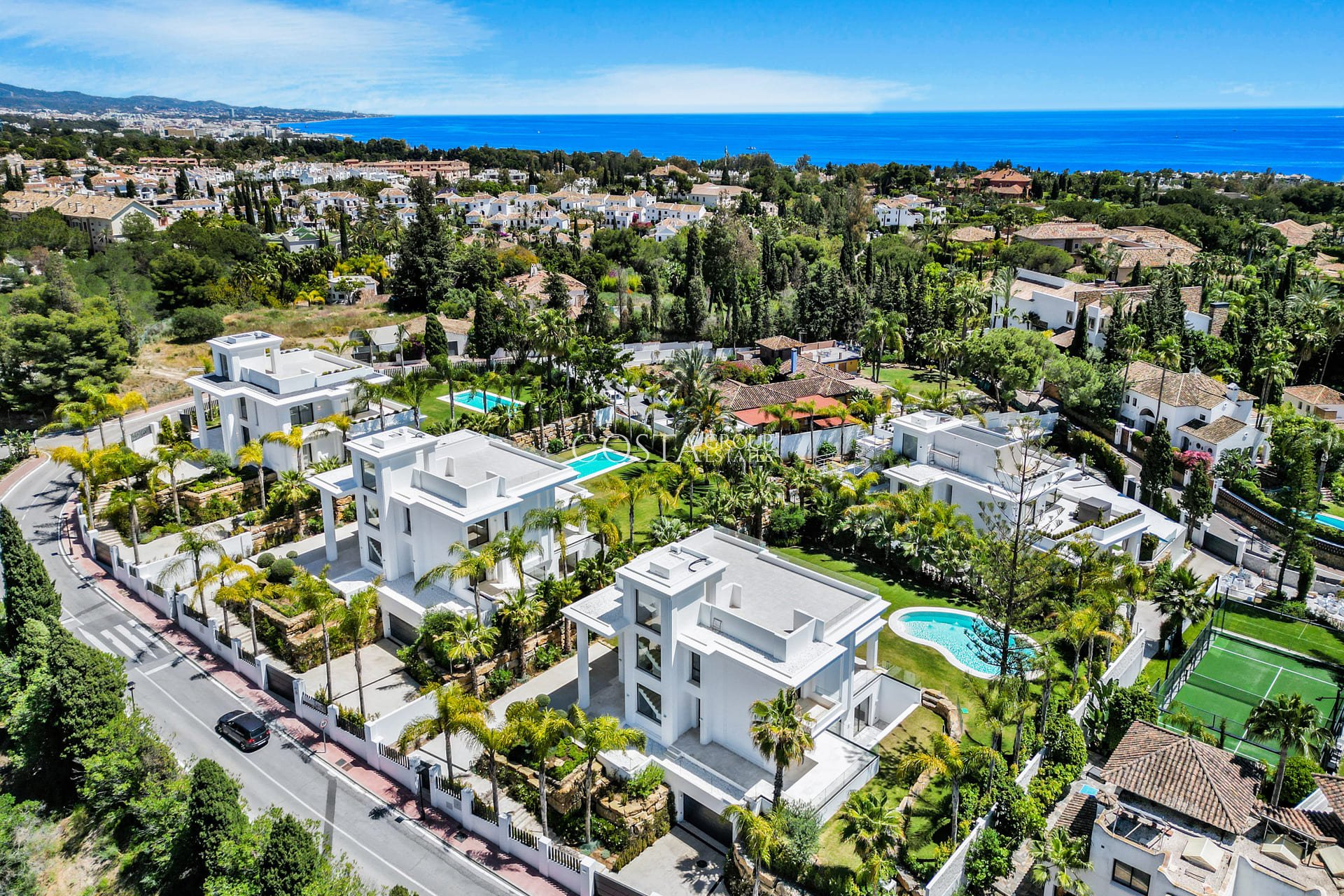 Neue Gebäude - Villa -
Marbella