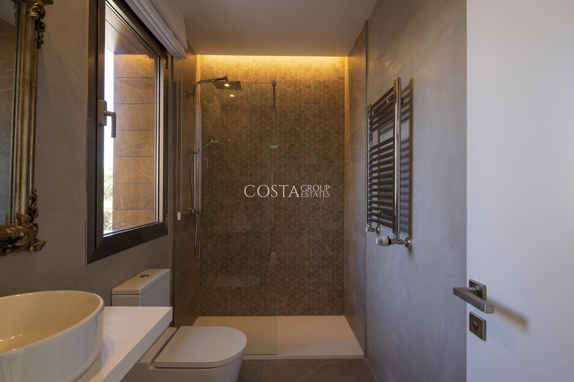 Neue Gebäude - Villa -
Mijas - Las Farolas