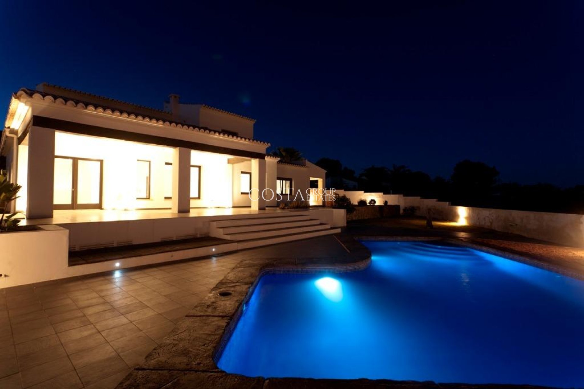 Neue Gebäude - Villa -
Moraira_Teulada - Moraira