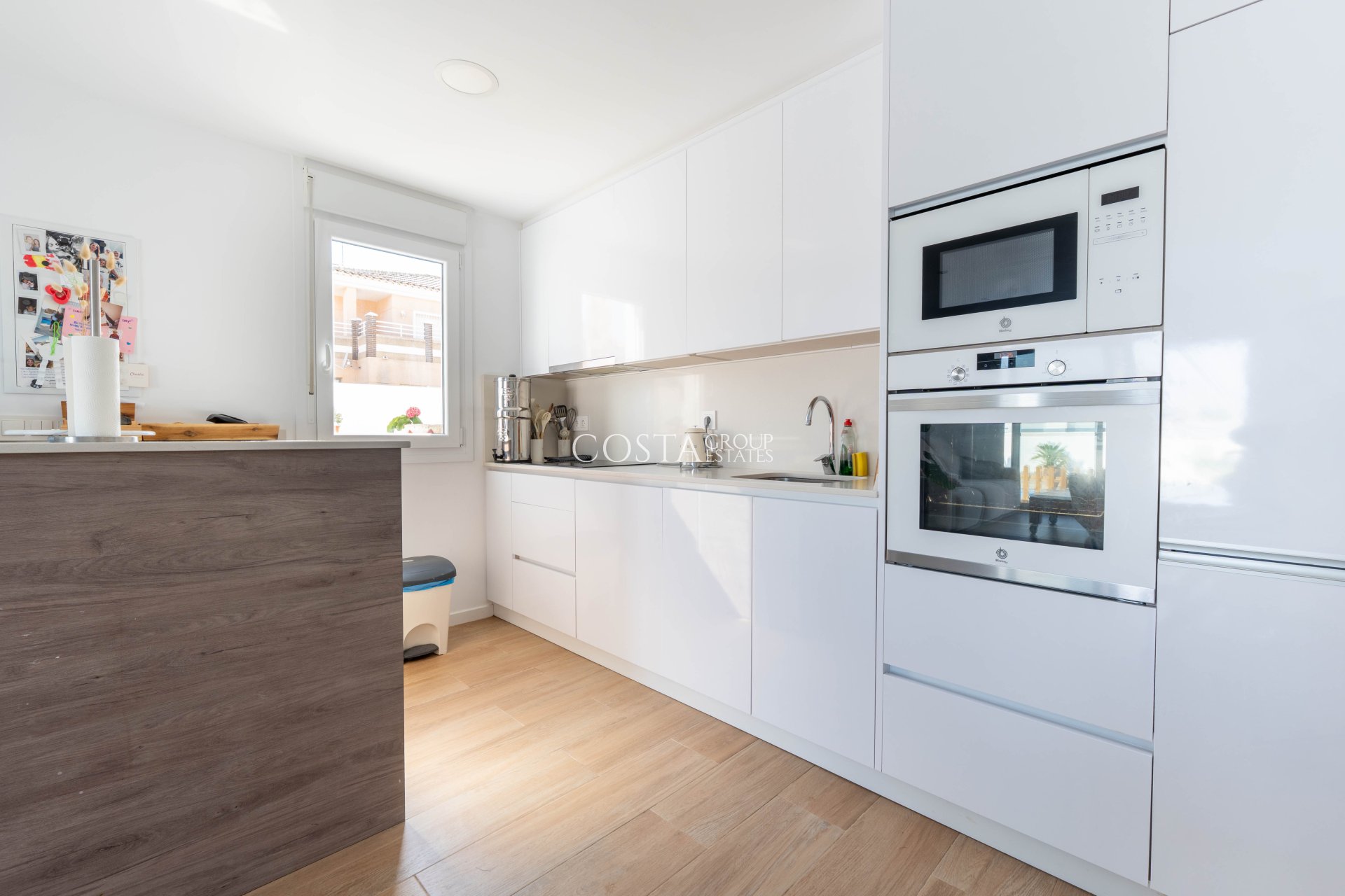 Neue Gebäude - Villa -
Murcia