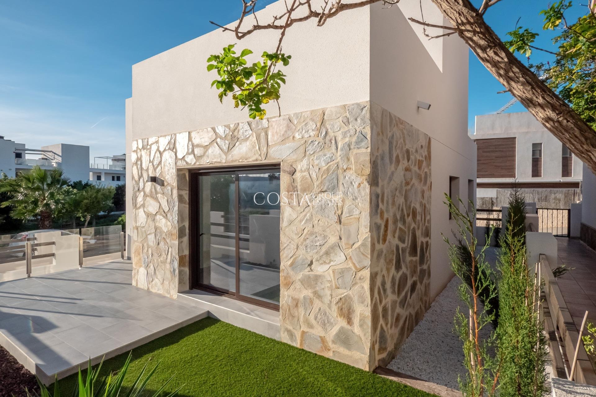 Neue Gebäude - Villa -
Orihuela Costa - PAU 8