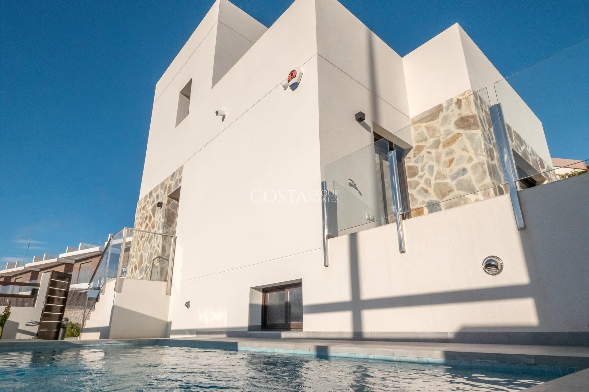 Neue Gebäude - Villa -
Orihuela Costa - PAU 8