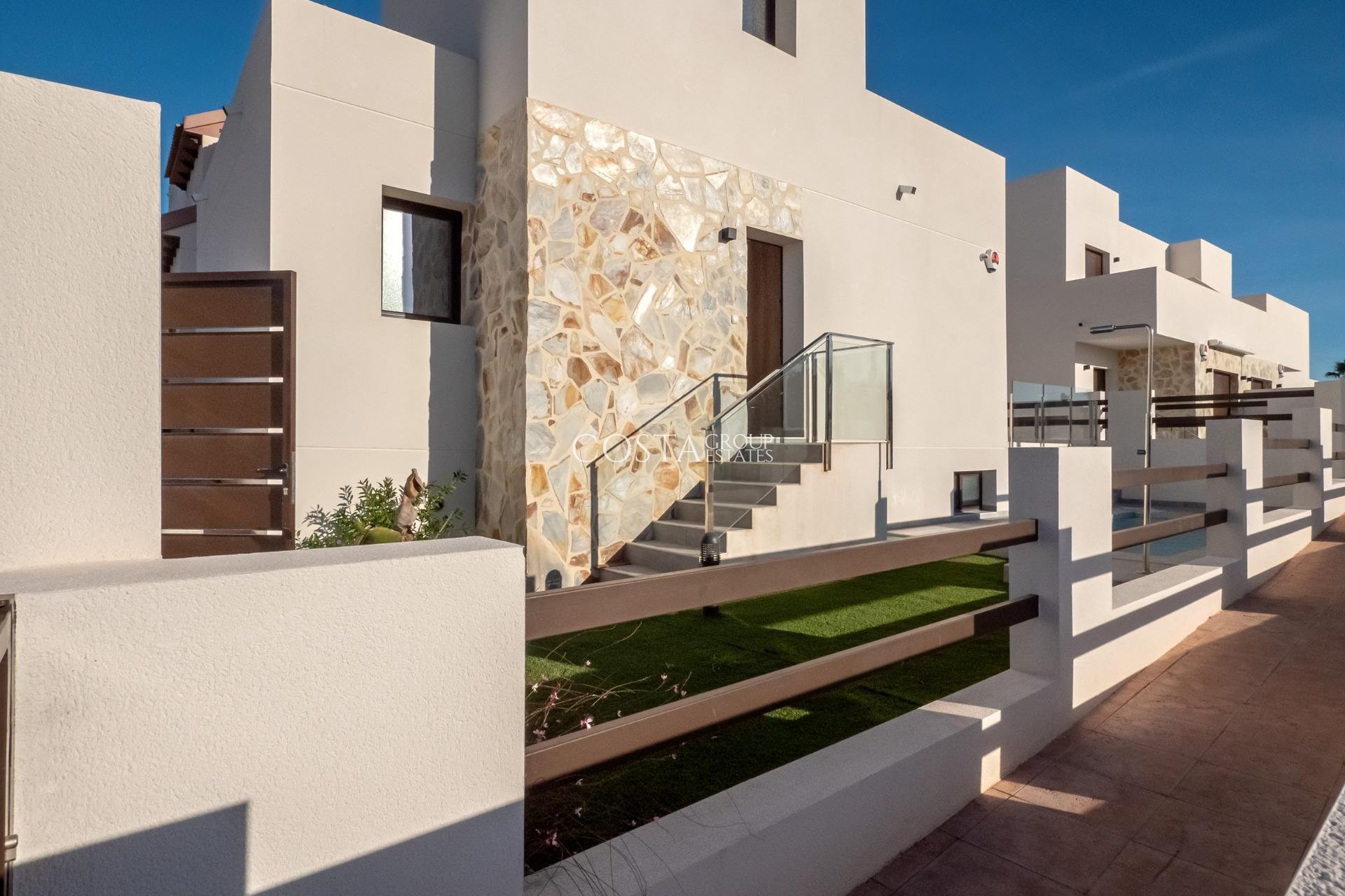 Neue Gebäude - Villa -
Orihuela Costa - PAU 8