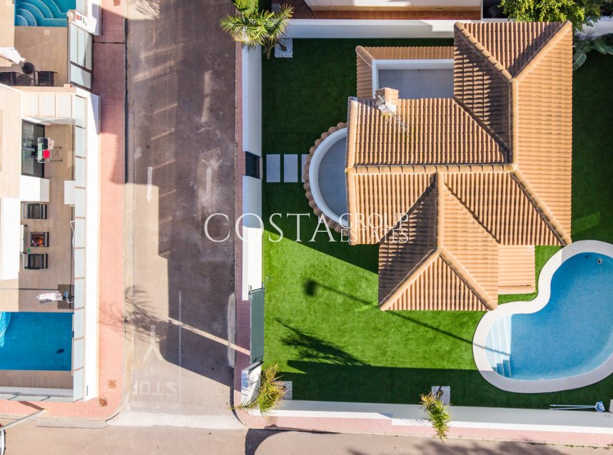 Neue Gebäude - Villa -
Orihuela Costa