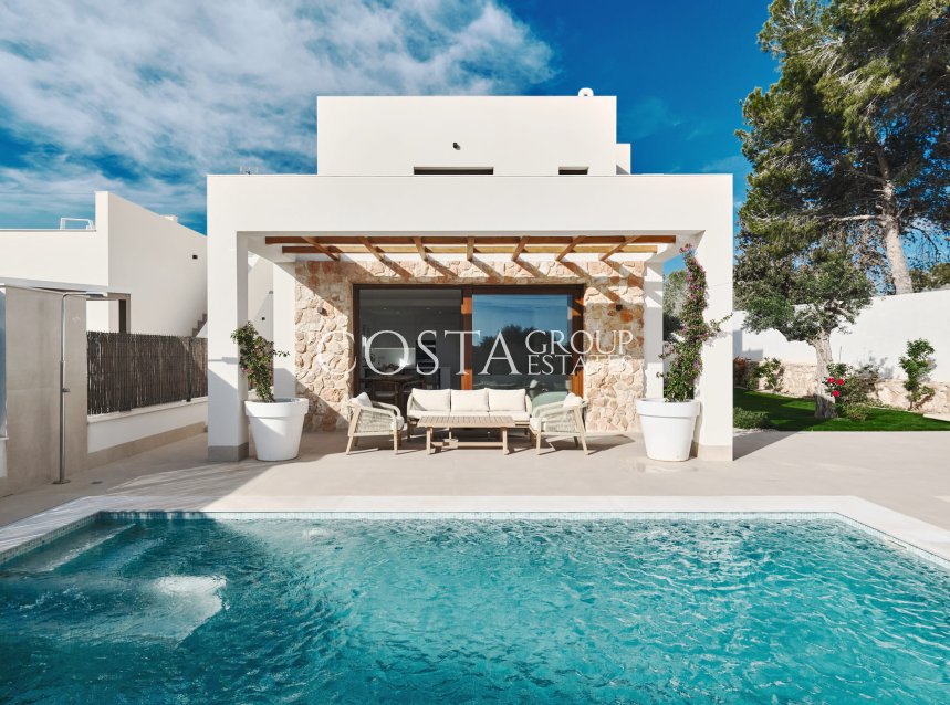 Neue Gebäude - Villa -
Orihuela Costa