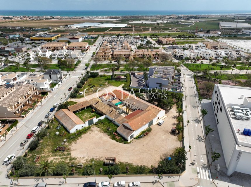 Neue Gebäude - Villa -
Pilar de la Horadada - parques de Andromeda