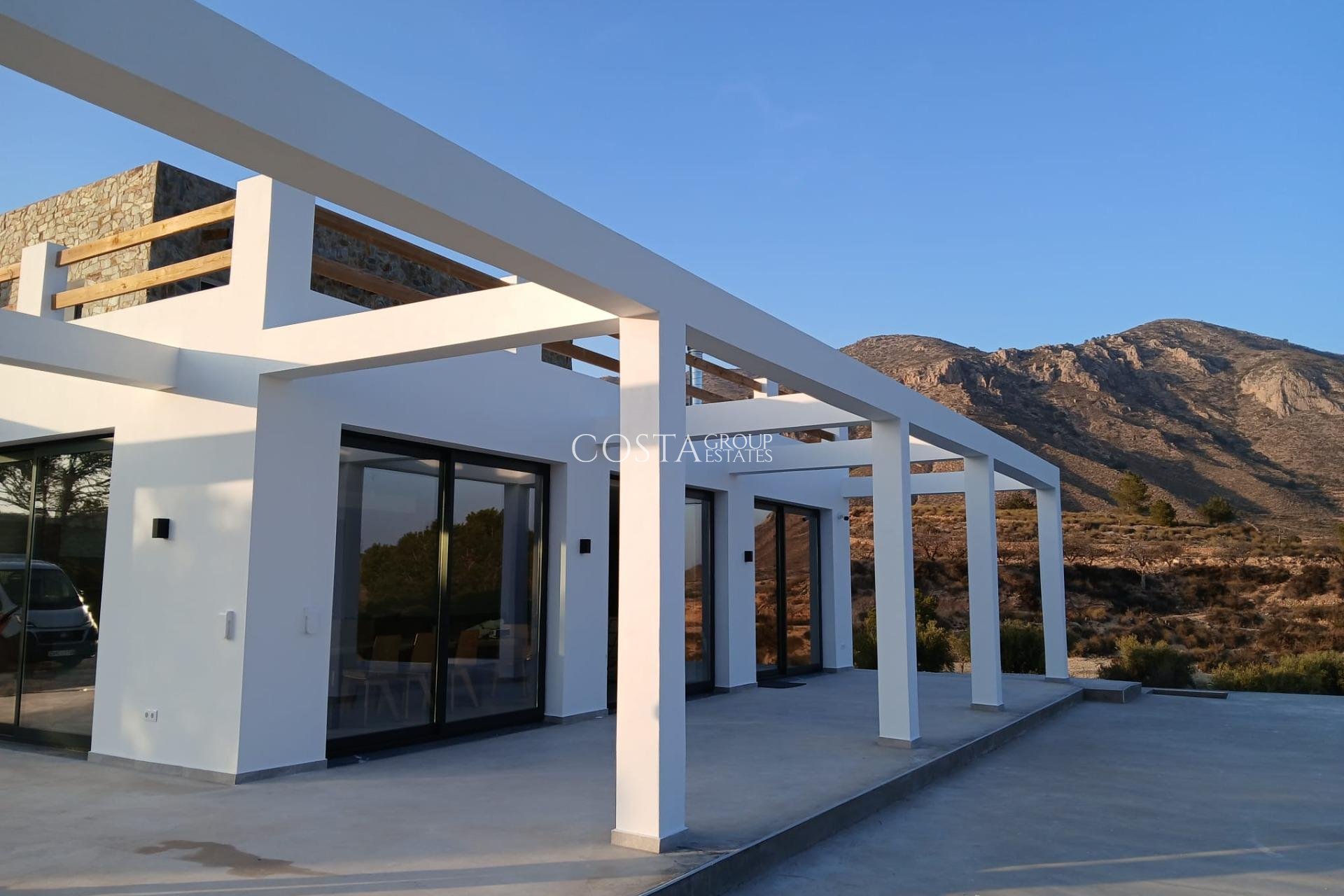 Neue Gebäude - Villa -
Pinoso - Casas Pastor