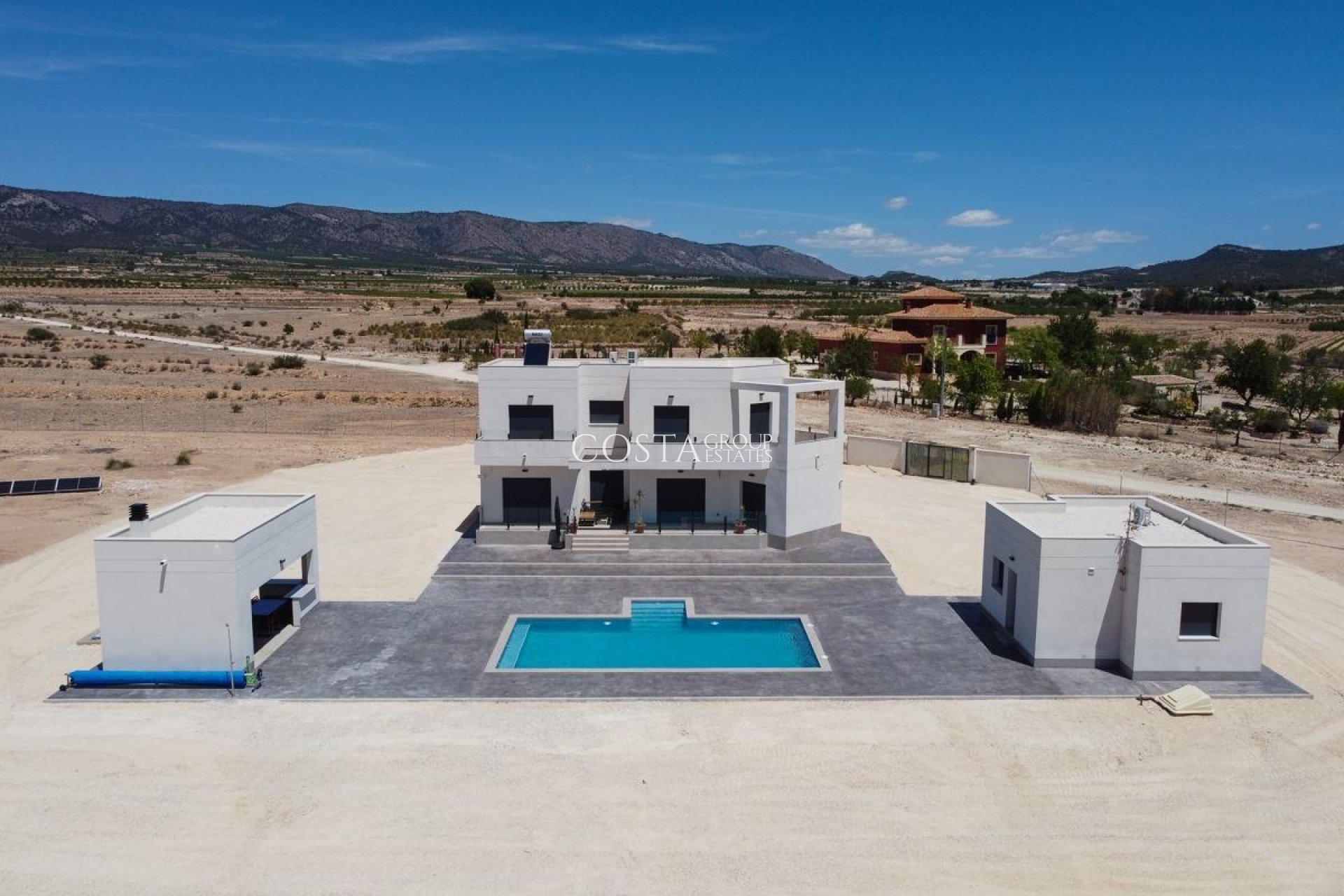 Neue Gebäude - Villa -
Pinoso