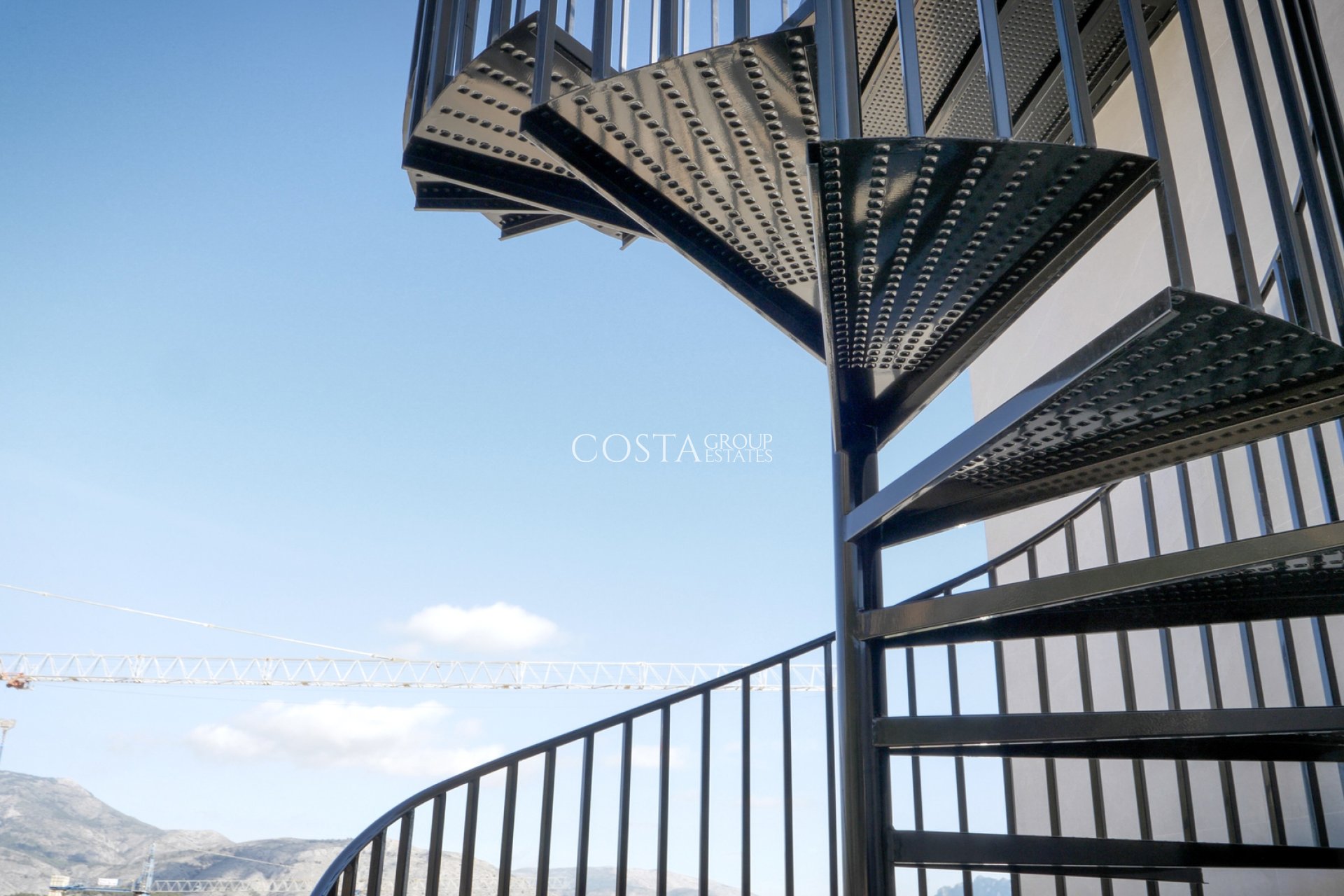 Neue Gebäude - Villa -
Polop