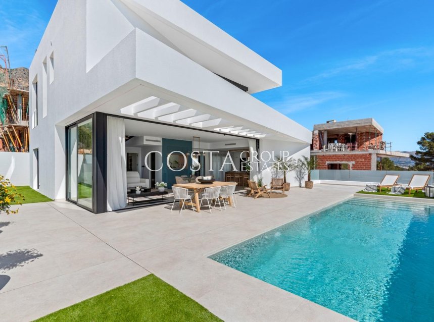 Neue Gebäude - Villa -
Polop