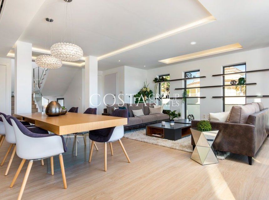 Neue Gebäude - Villa -
Rojales