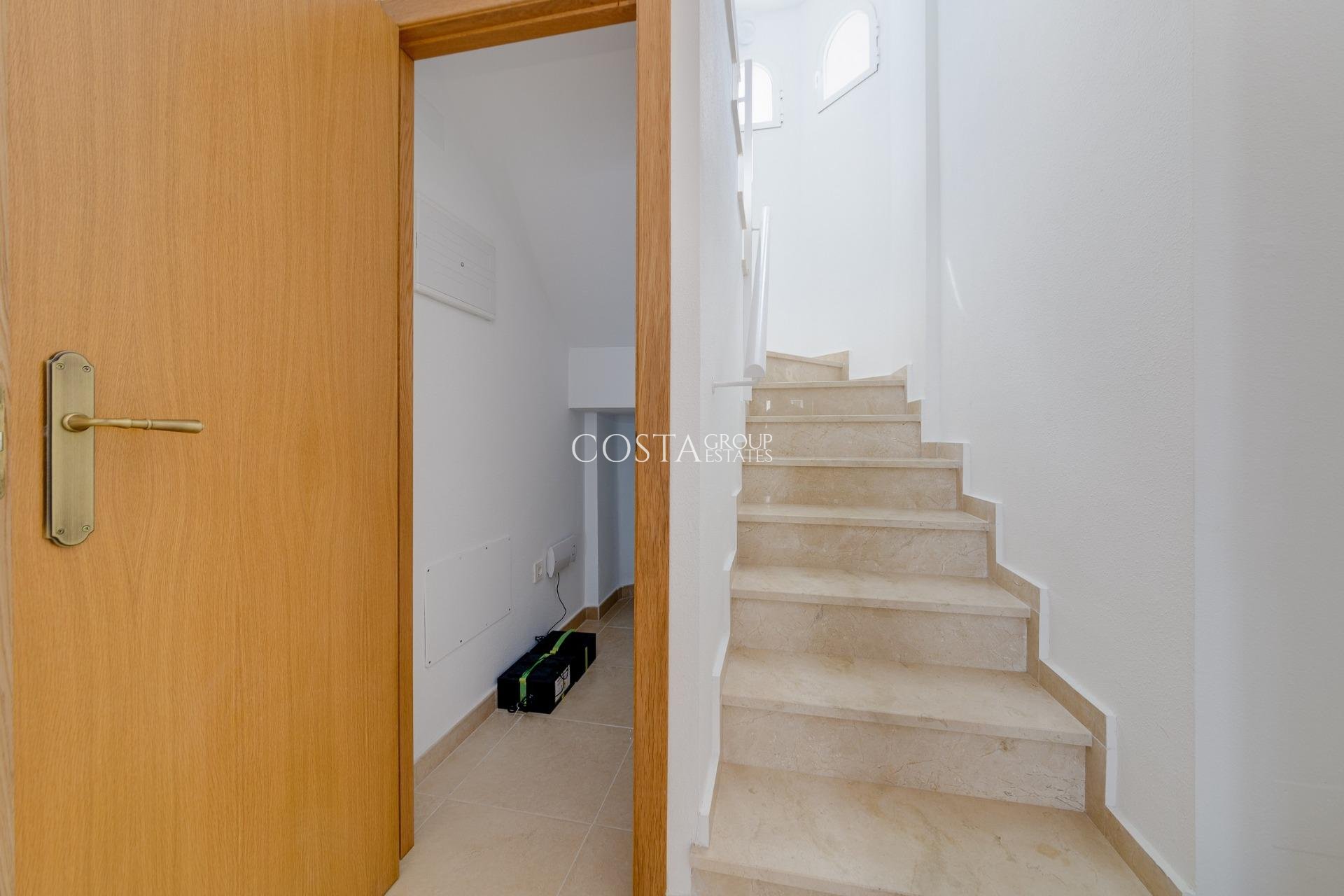 Neue Gebäude - Villa -
San Fulgencio