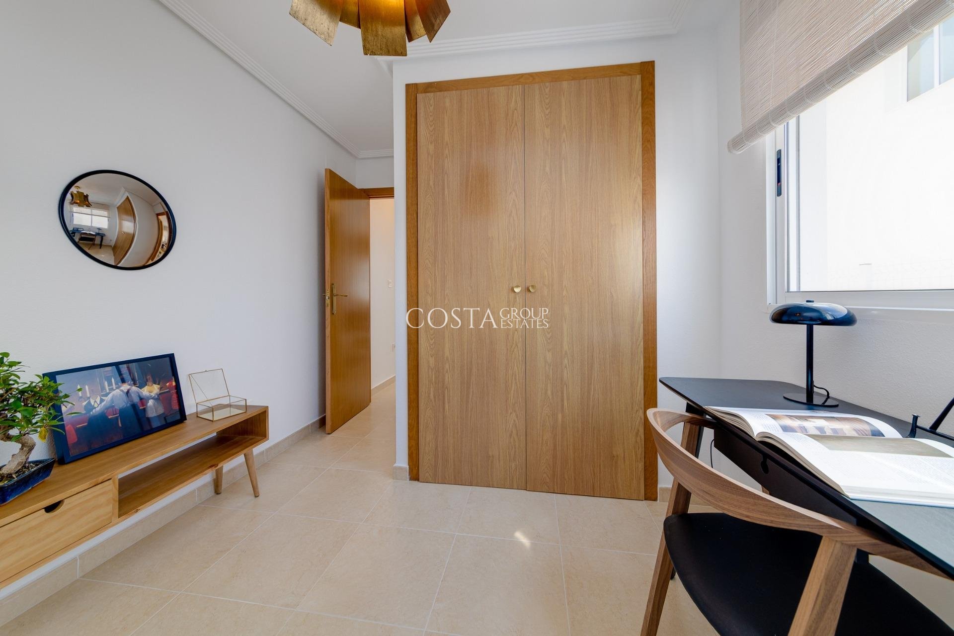 Neue Gebäude - Villa -
San Fulgencio