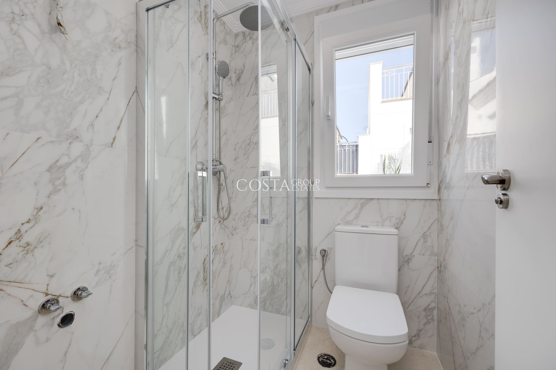 Neue Gebäude - Villa -
San Fulgencio