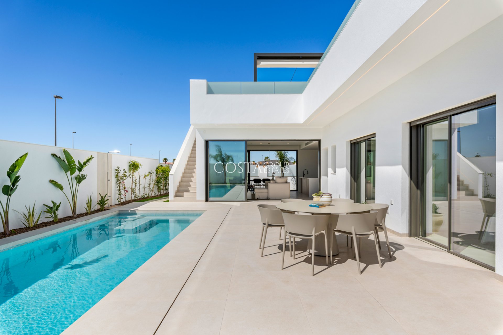 Neue Gebäude - Villa -
San Javier