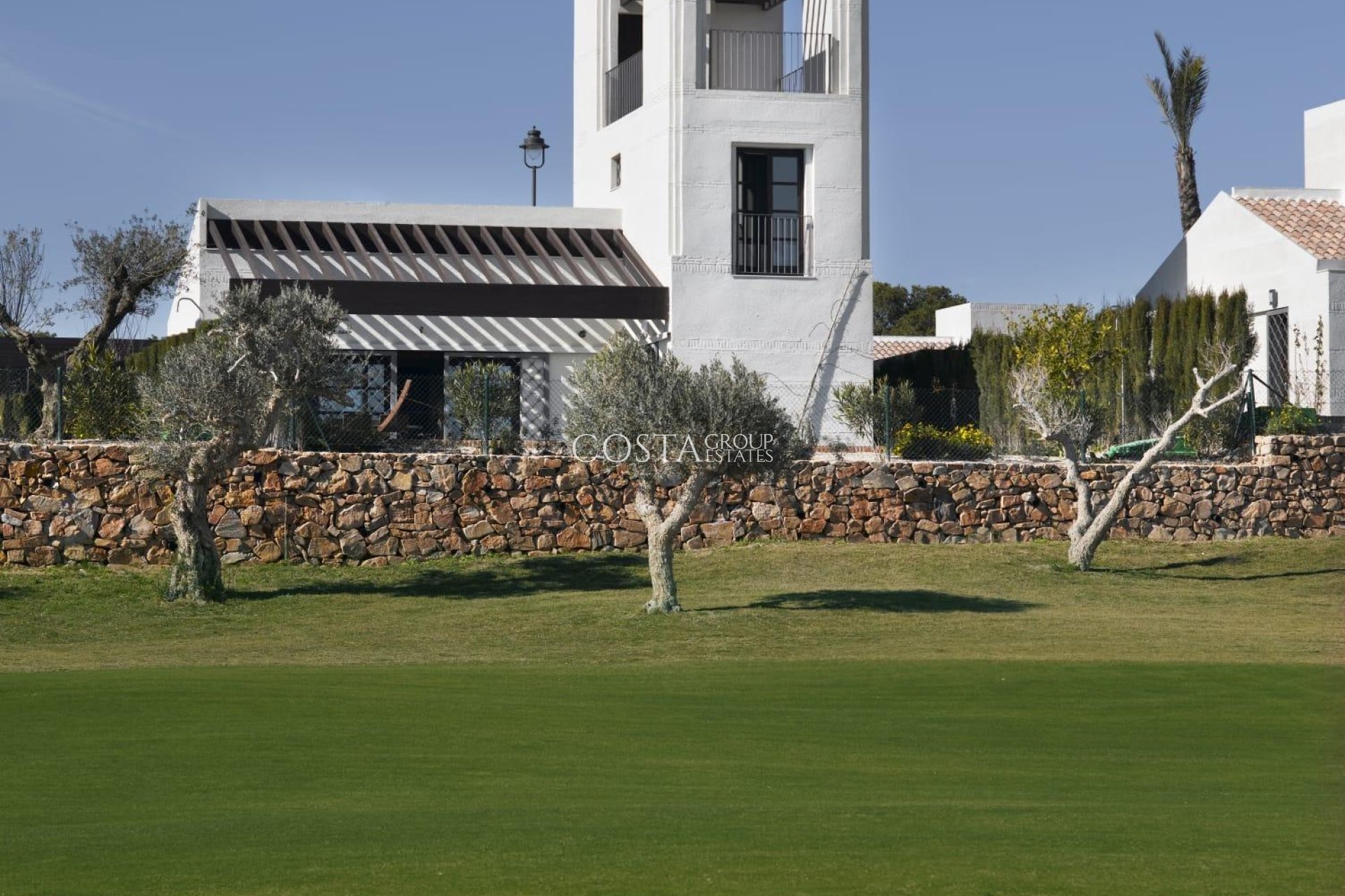 Neue Gebäude - Villa -
Sucina - Peraleja Golf