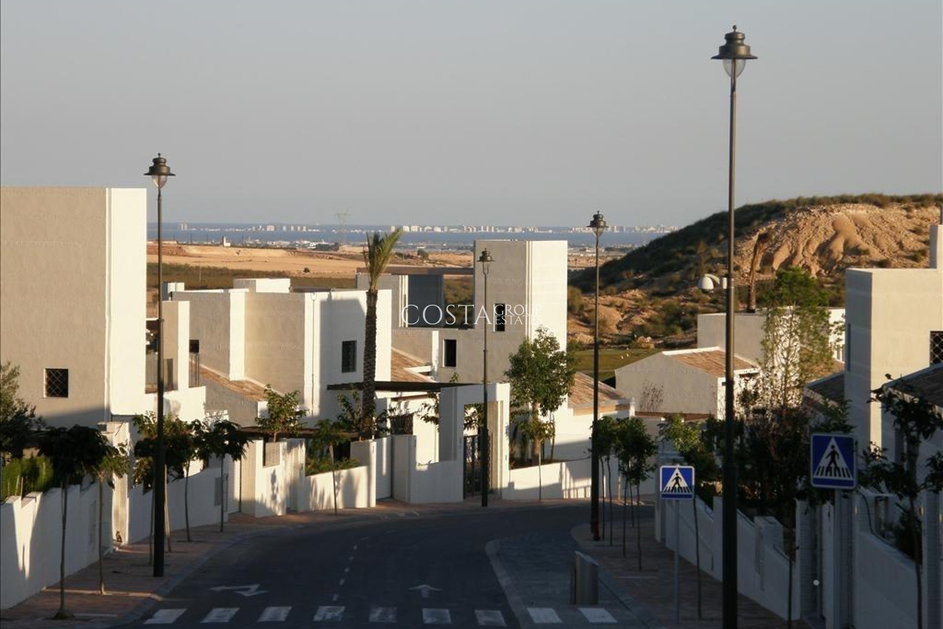 Neue Gebäude - Villa -
Sucina - Peraleja Golf