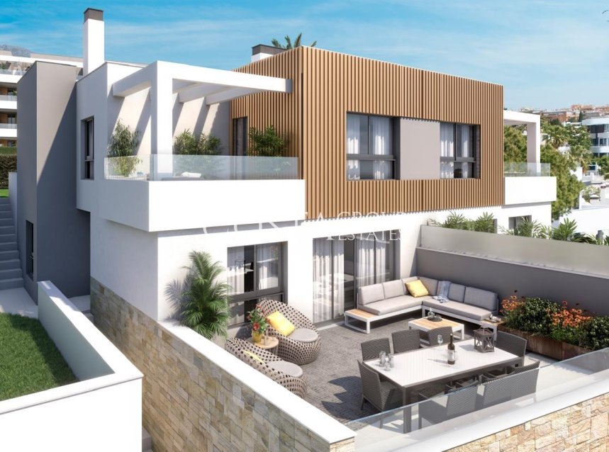 Neue Gebäude - Villa -
Torremolinos - Montemar