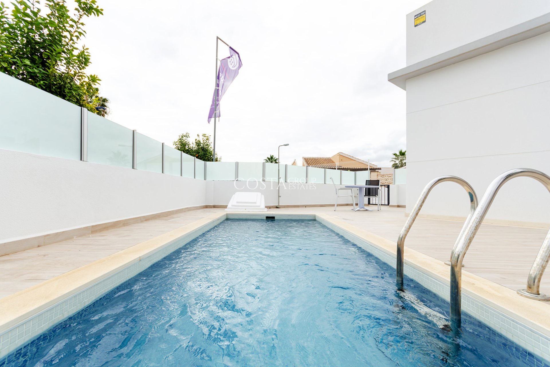 Neue Gebäude - Villa -
Torrevieja