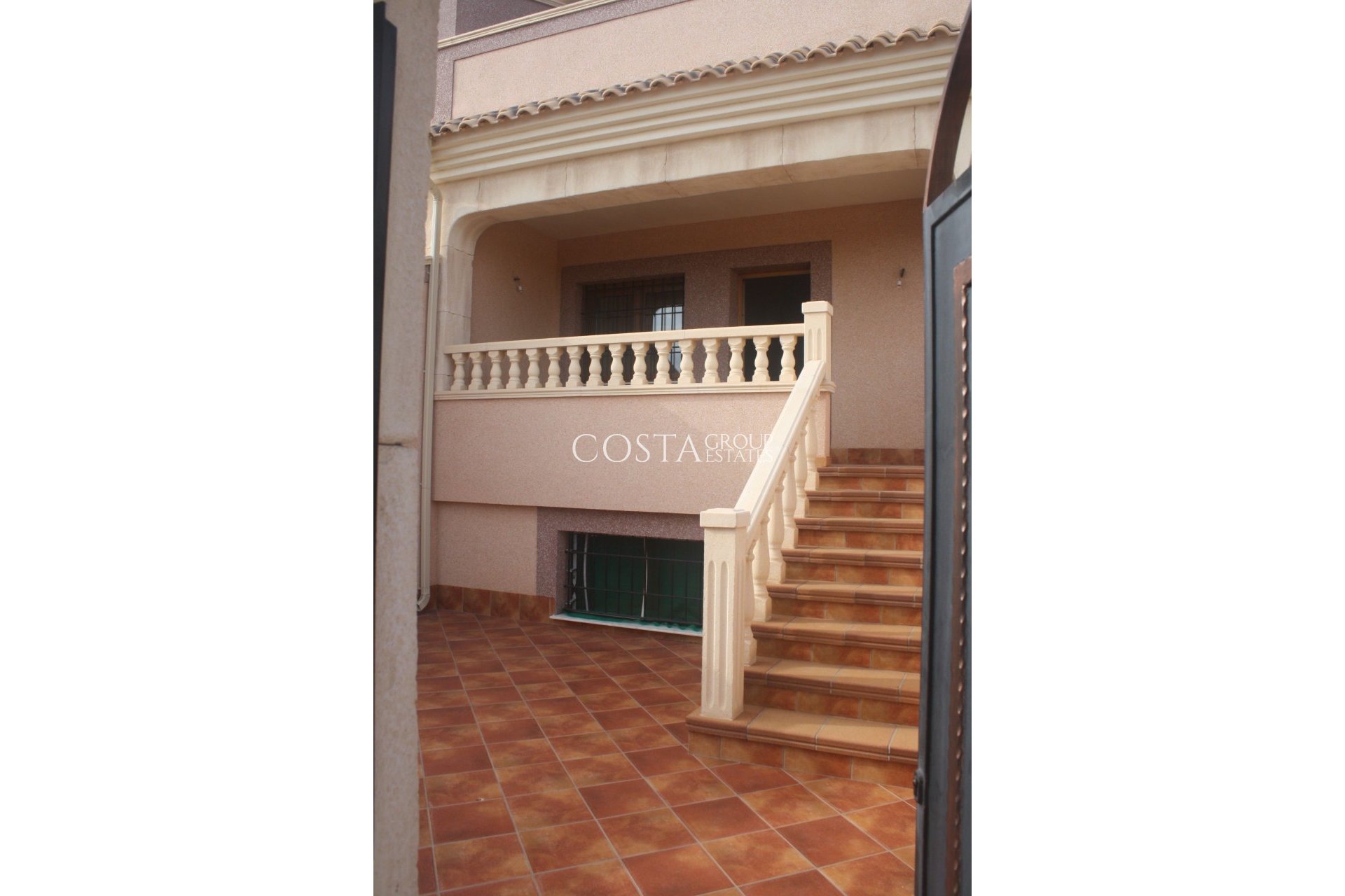 Neue Gebäude - Villa -
Torrevieja