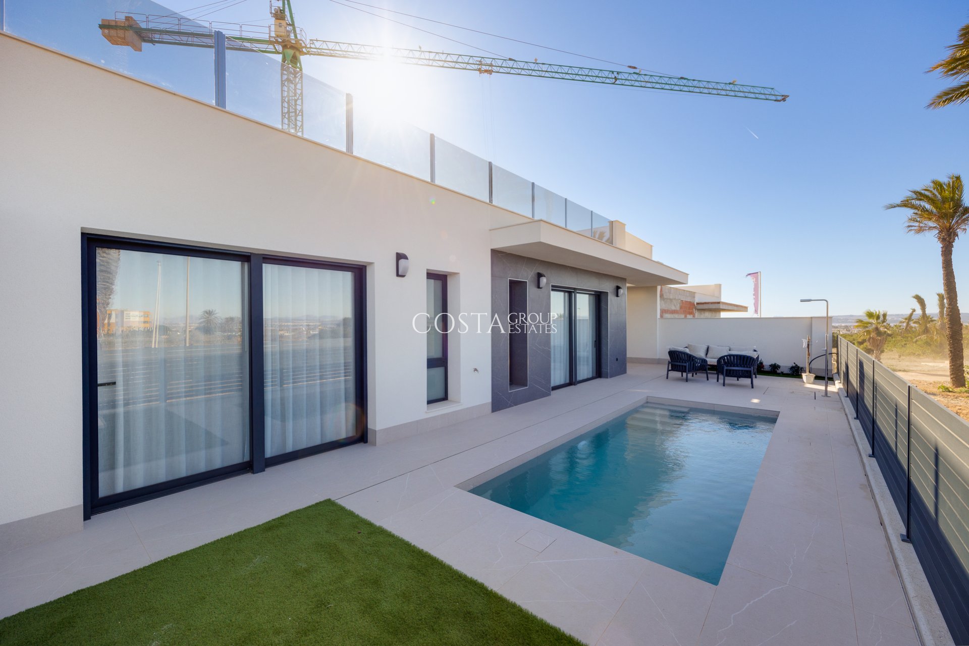 Neue Gebäude - Villa -
Torrevieja