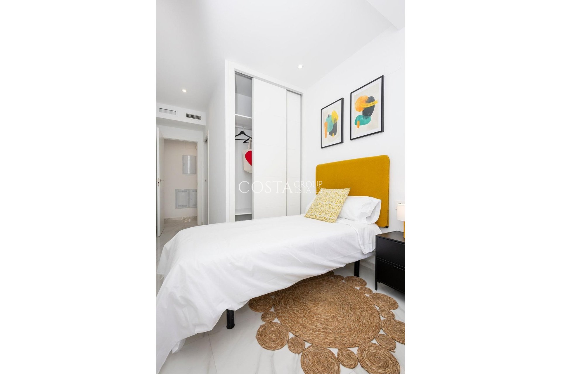 New Build - Apartment -
Jacarilla - pueblo