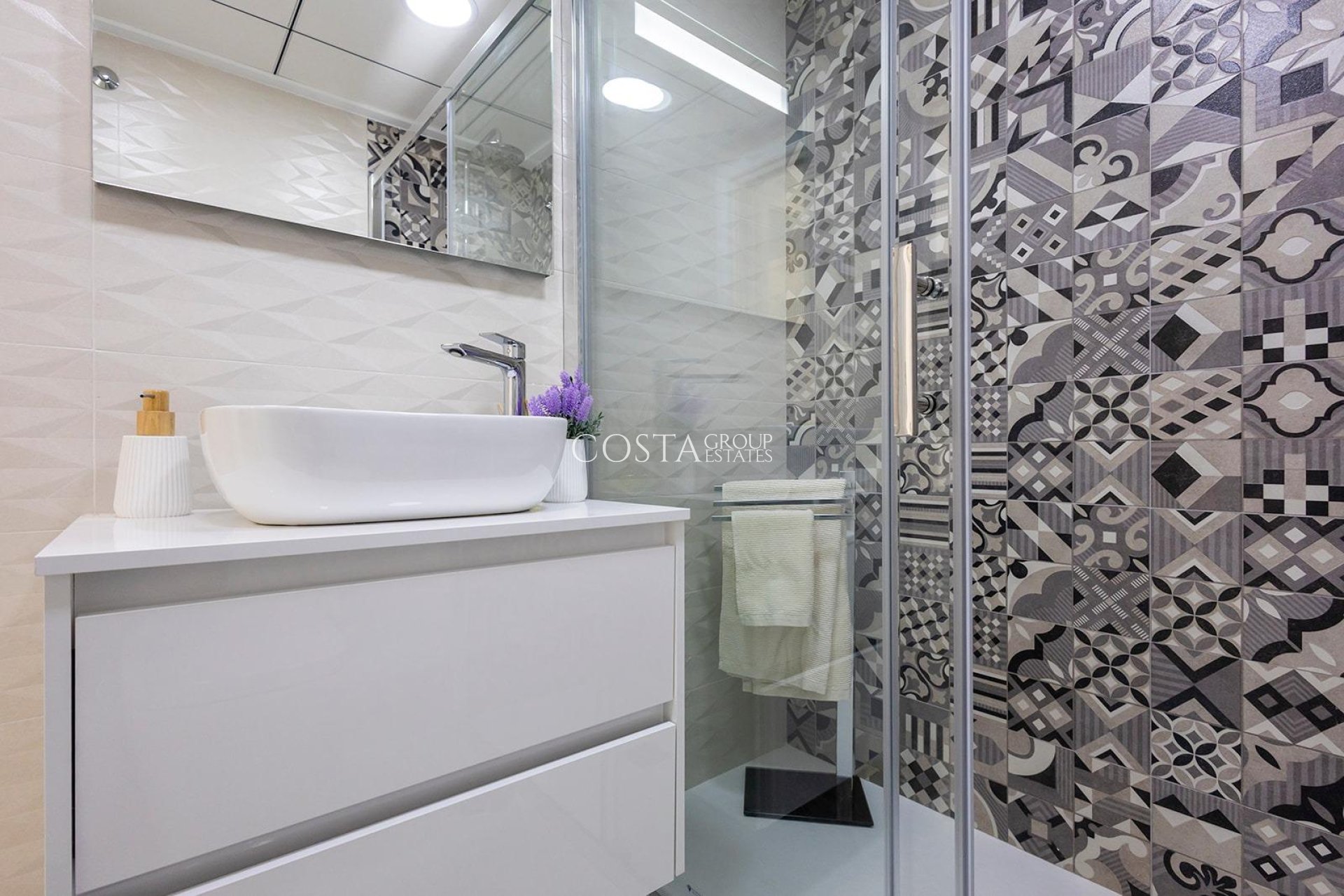 New Build - Apartment -
Jacarilla - pueblo