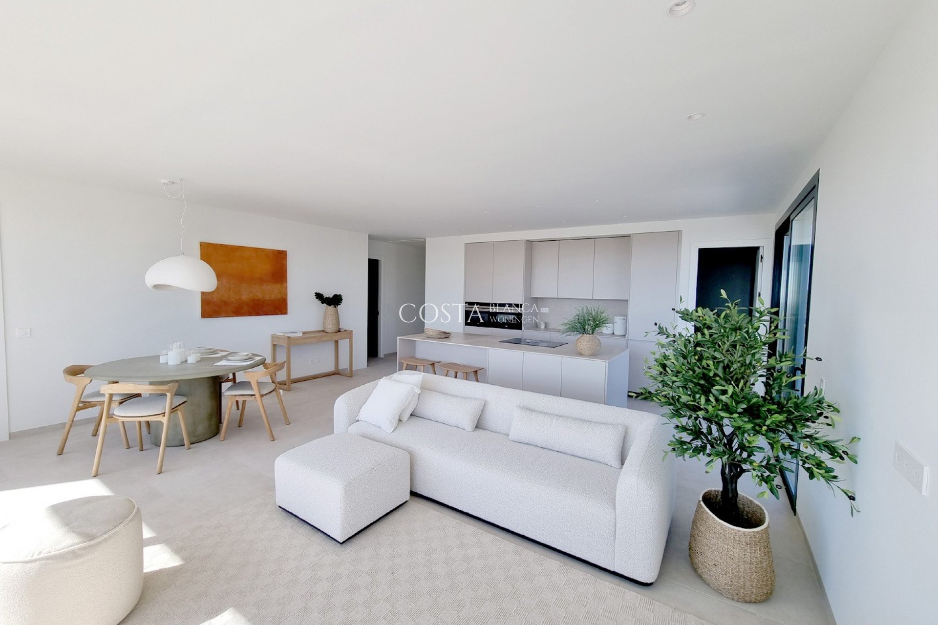 New Build - Apartment -
Las Colinas Golf and Country Club