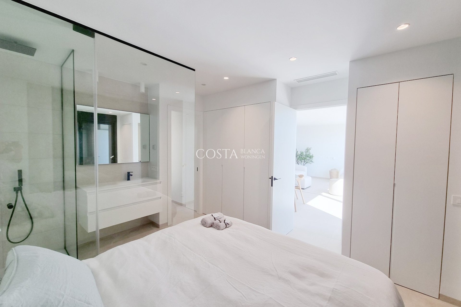 New Build - Apartment -
Las Colinas Golf and Country Club