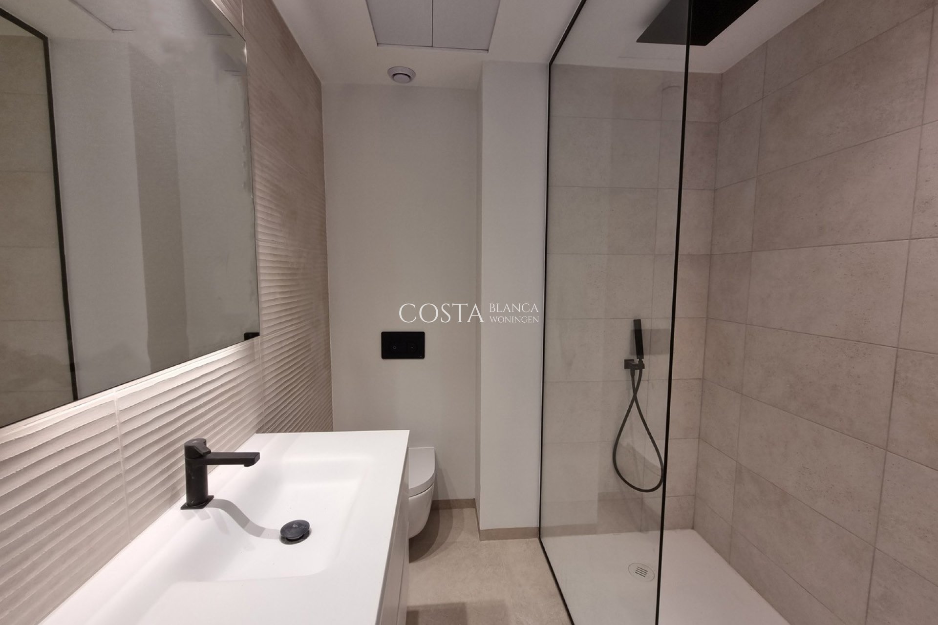 New Build - Apartment -
Las Colinas Golf and Country Club
