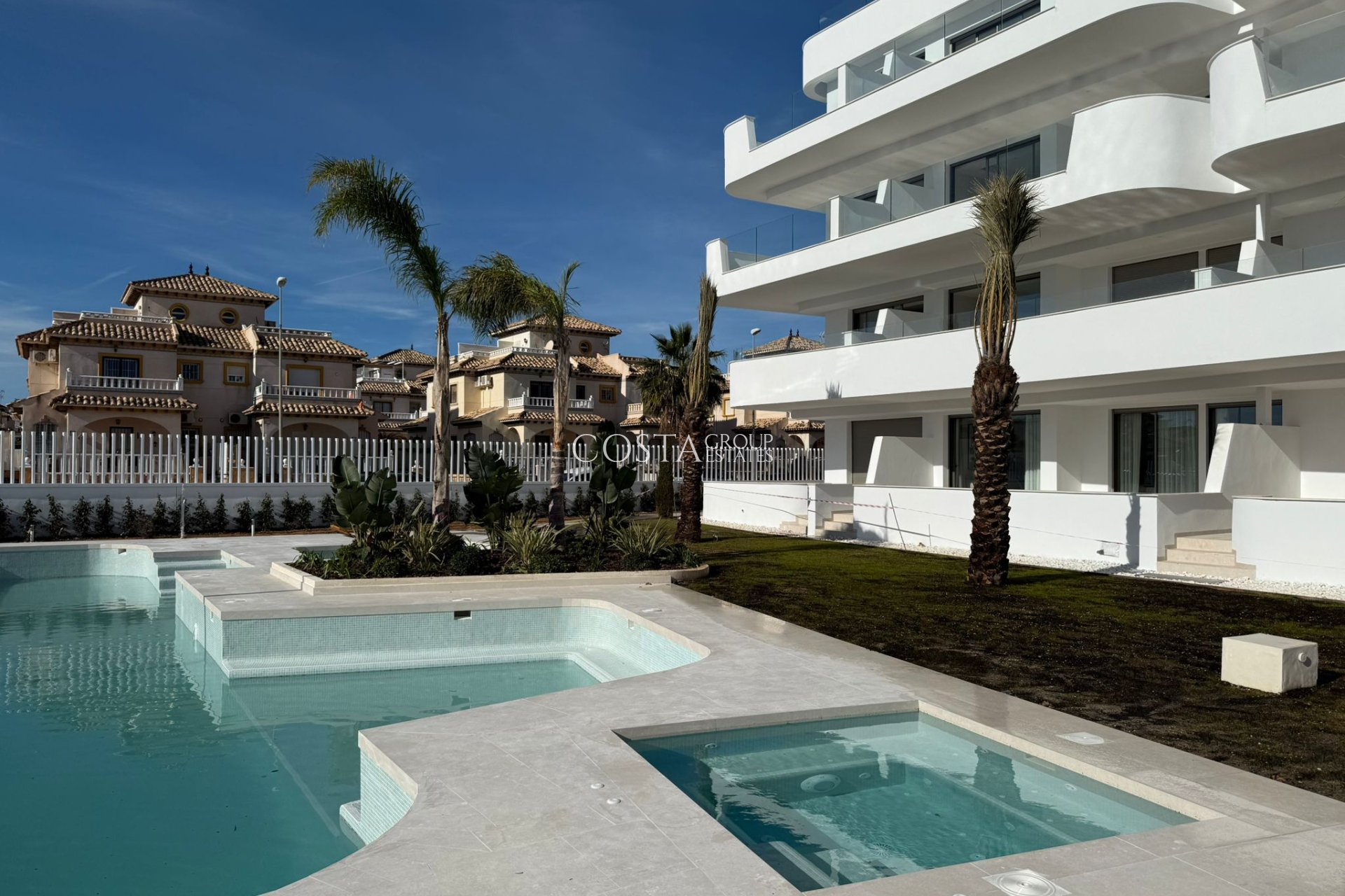 New Build - Apartments -
Cabo Roig