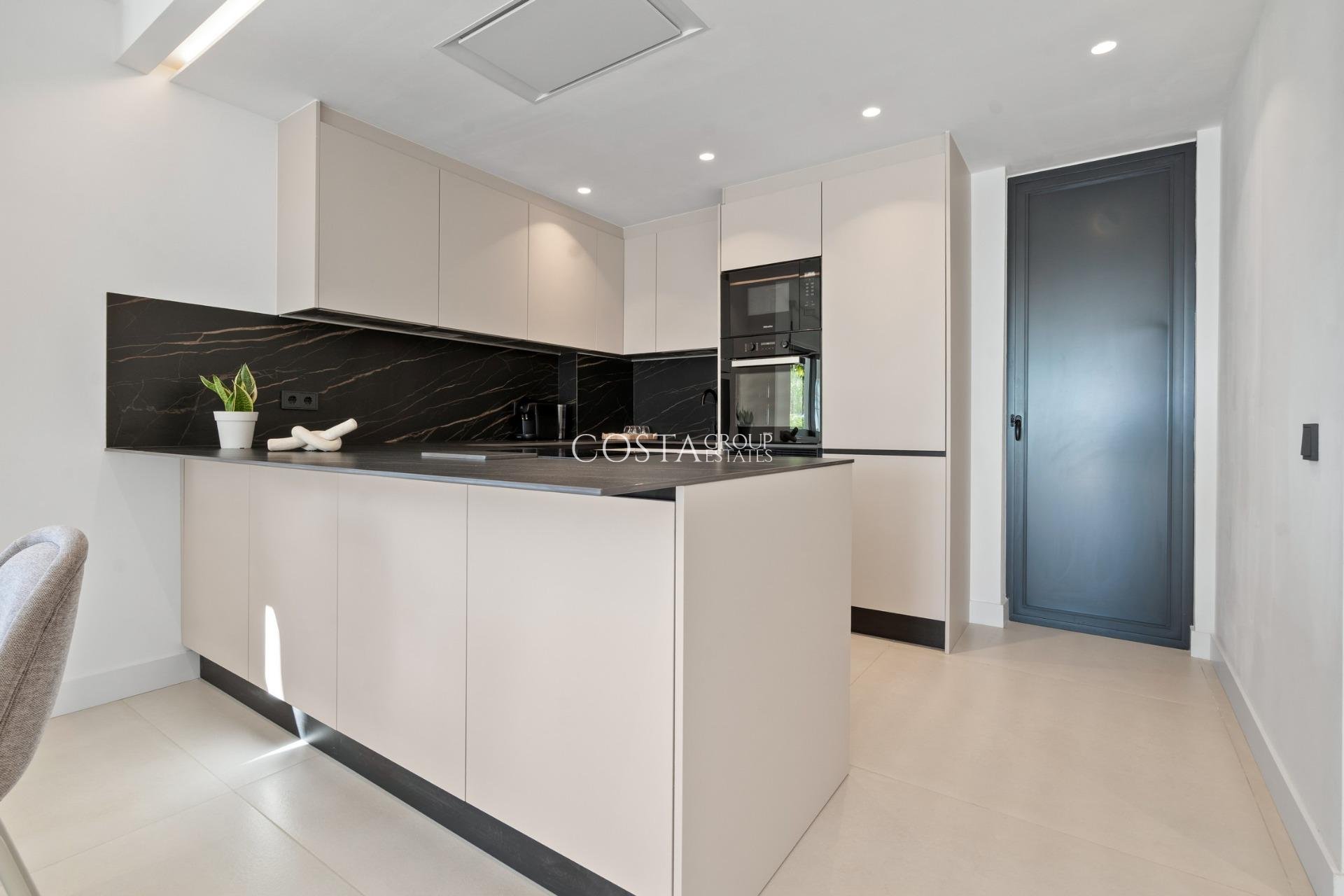 New Build - Apartments -
Estepona - El Paraíso