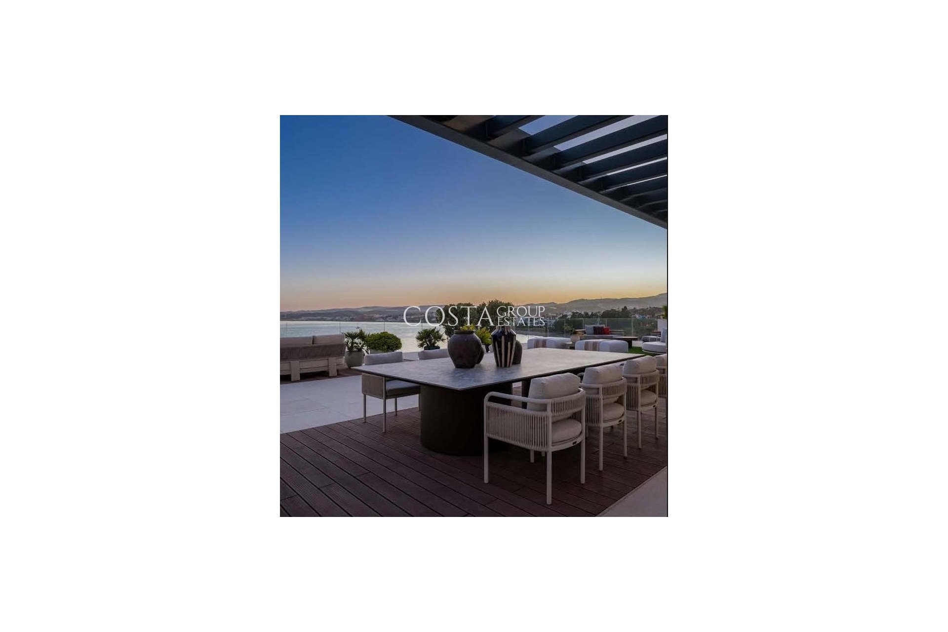 New Build - Apartments -
Estepona - Playa del Cristo