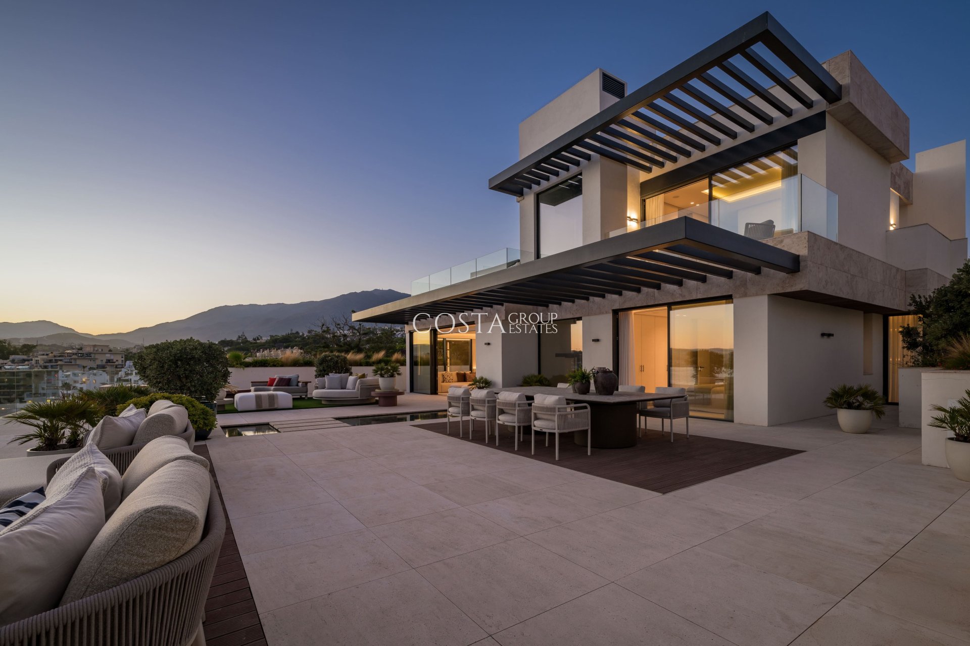 New Build - Apartments -
Estepona