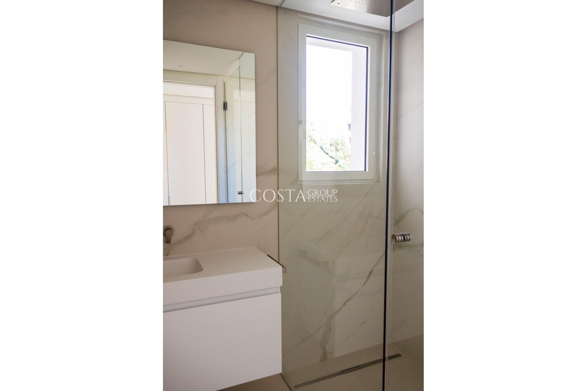 New Build - Apartments -
Ojen - El Soto De Marbella