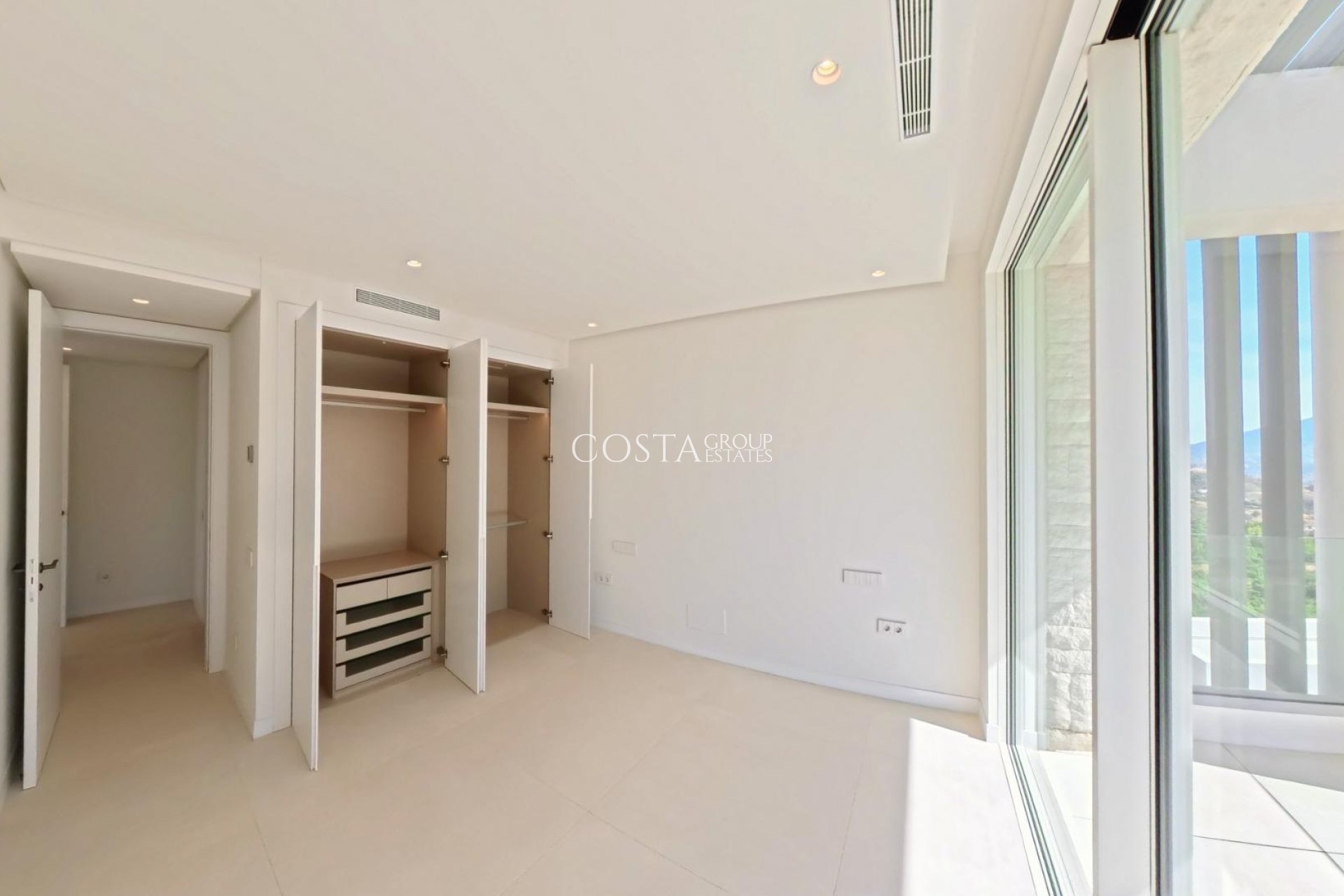 New Build - Apartments -
Ojen - El Soto De Marbella