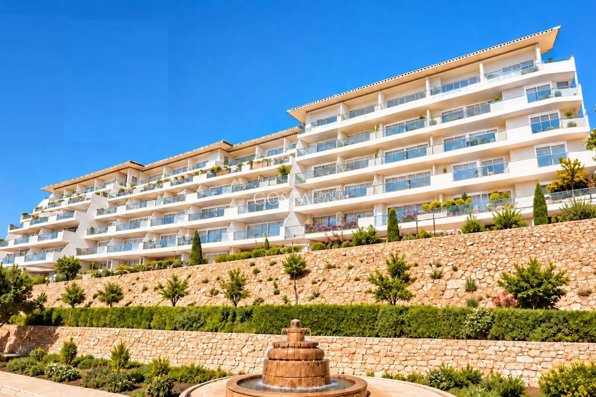New Build - Apartments -
Relleu - pueblo