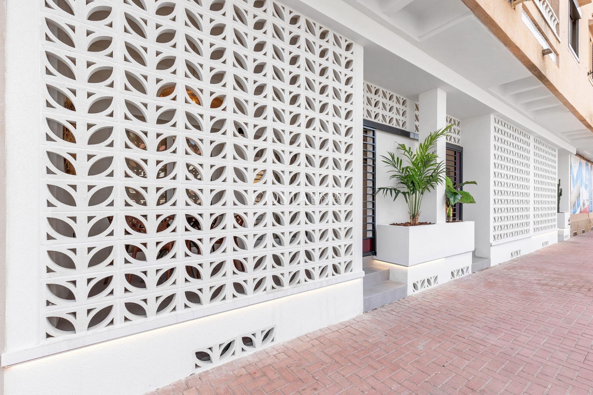 New Build - Apartments -
Torrevieja - Playa Los Naufragos