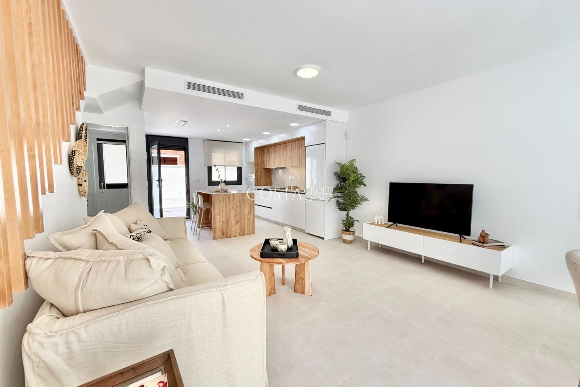 New Build - House -
Cox - San Fernando