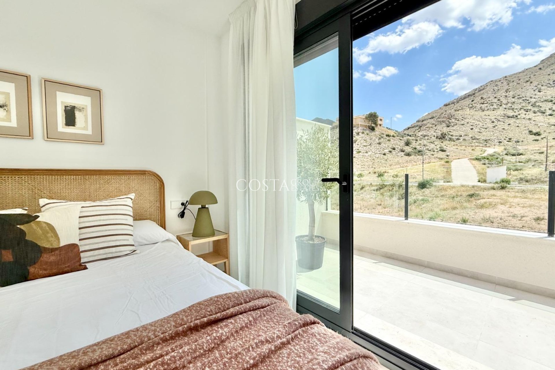 New Build - House -
Cox - San Fernando