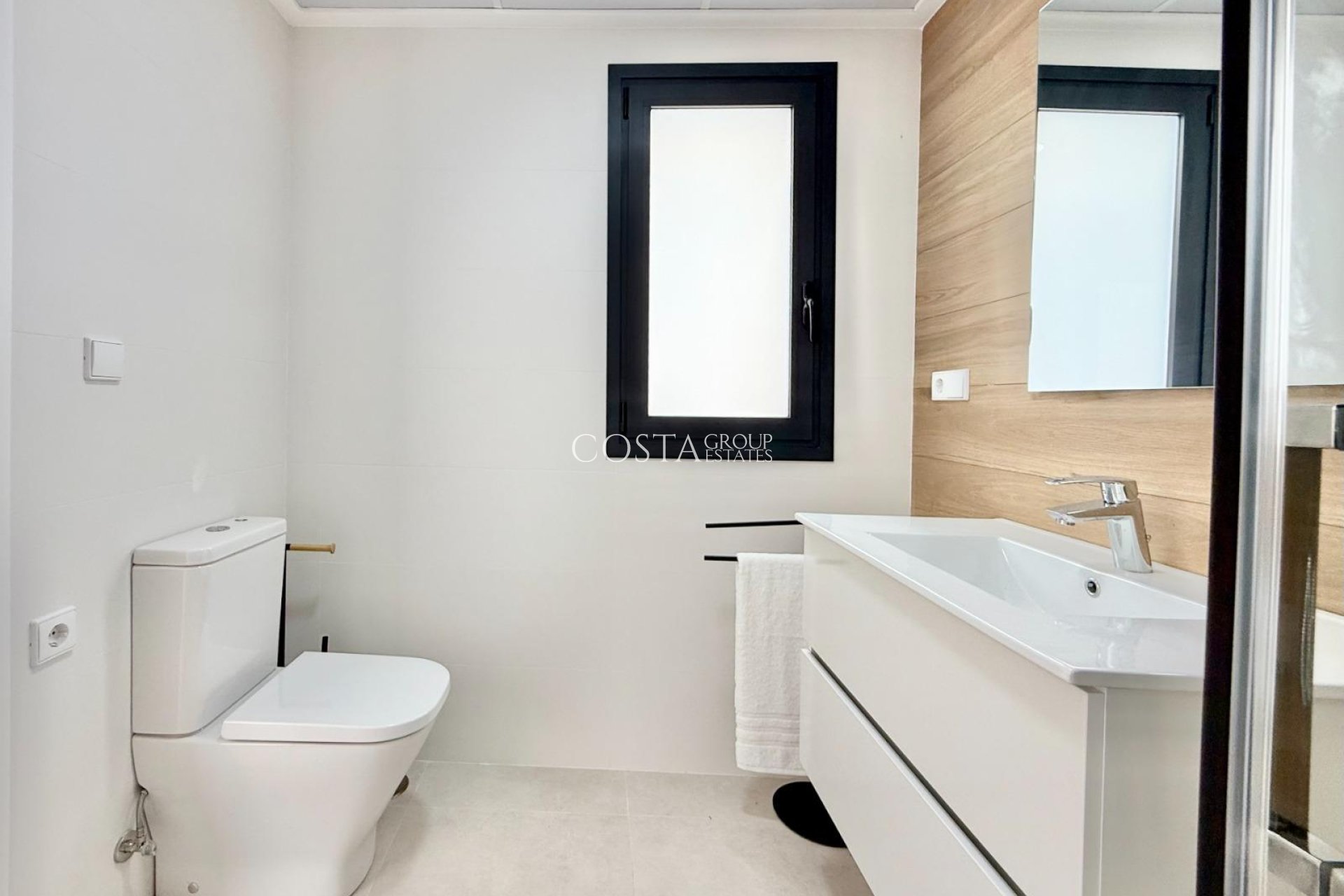 New Build - House -
Cox - San Fernando