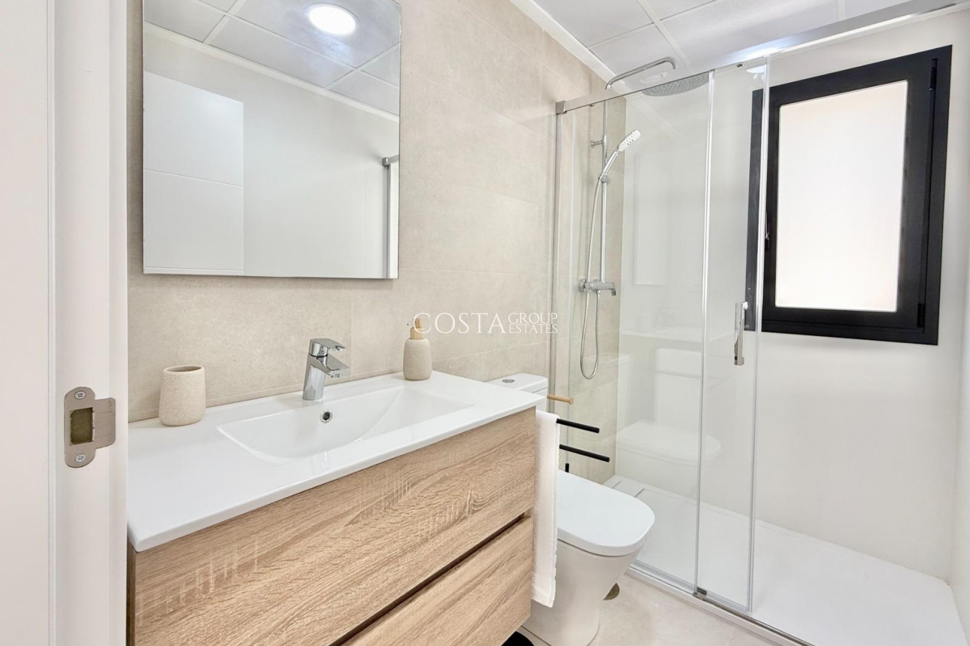 New Build - House -
Cox - San Fernando