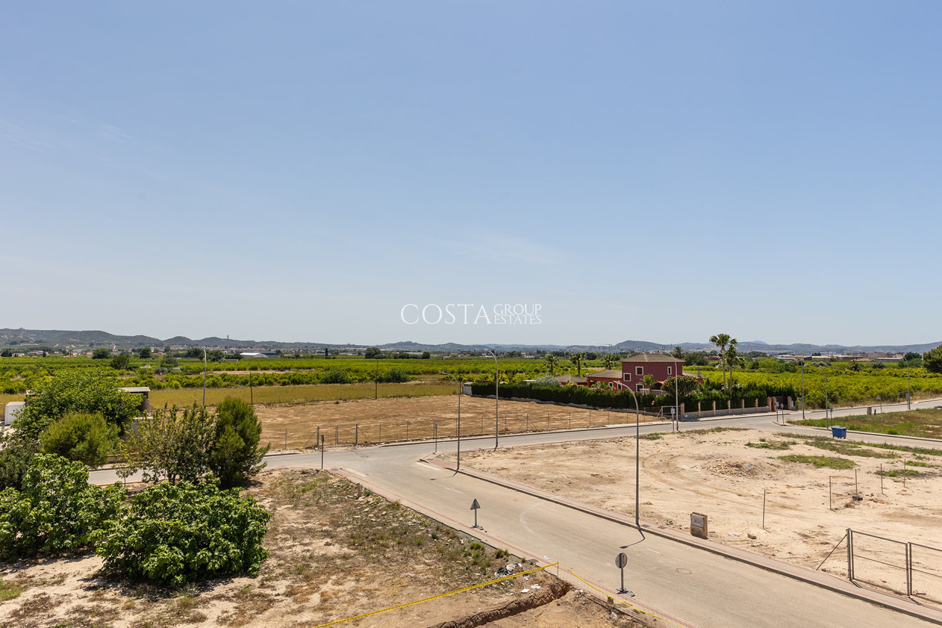 New Build - semi-detached -
Rafal